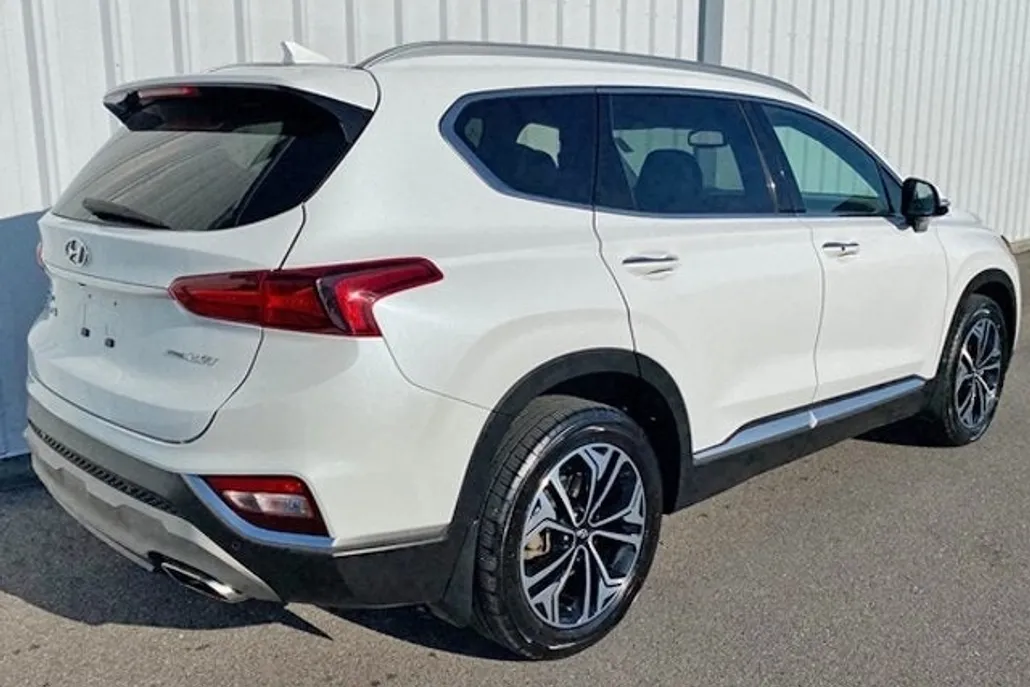 2019 Hyundai Santa Fe Limited Ultimate photo 1