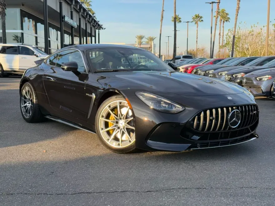 2025 Mercedes Benz AMG GT photo 1