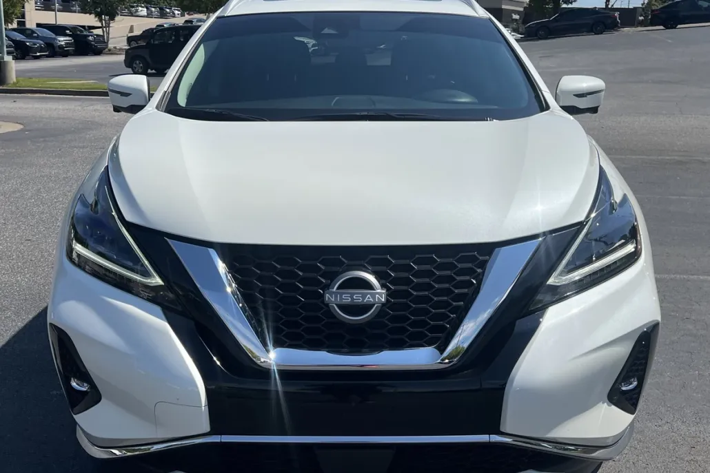 2023 Nissan Murano Platinum photo 1