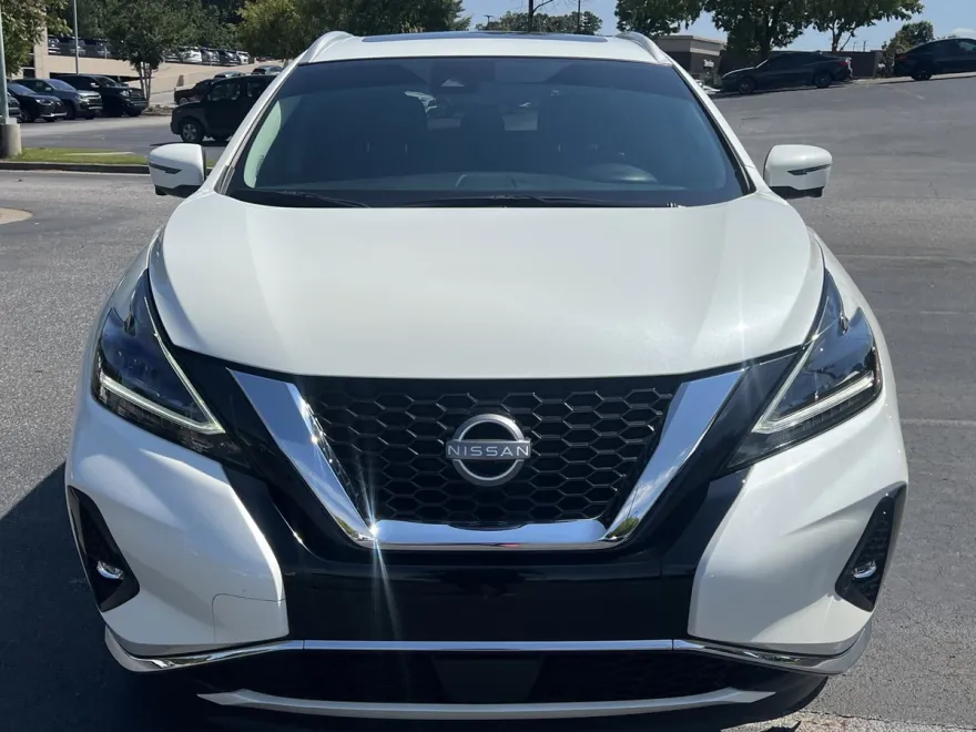 2023 Nissan Murano Platinum photo 1