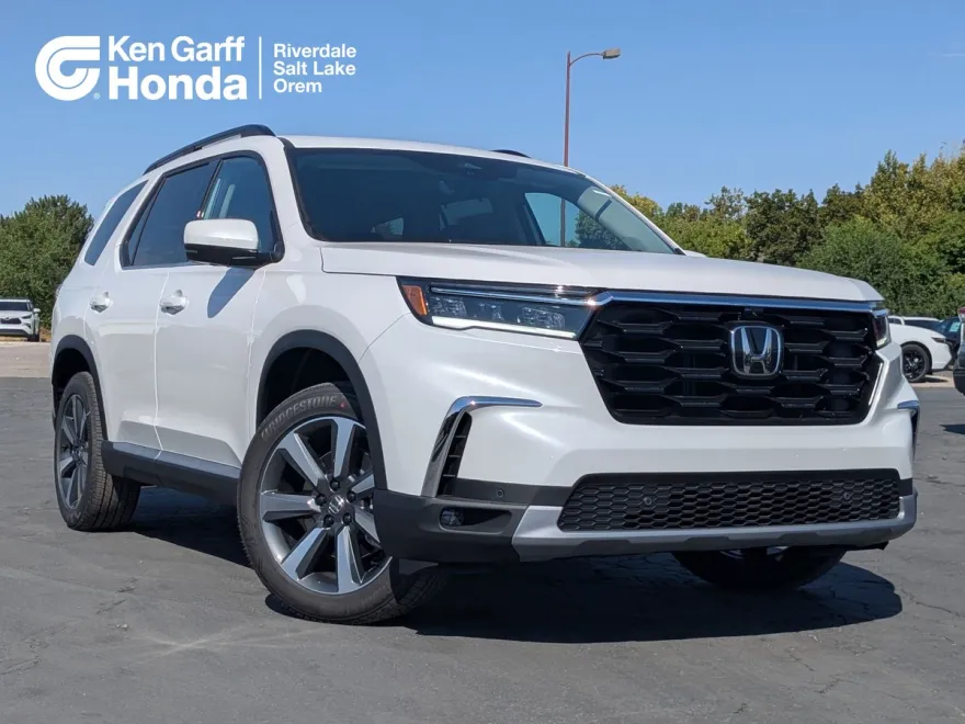 2025 Honda Pilot Elite photo 1