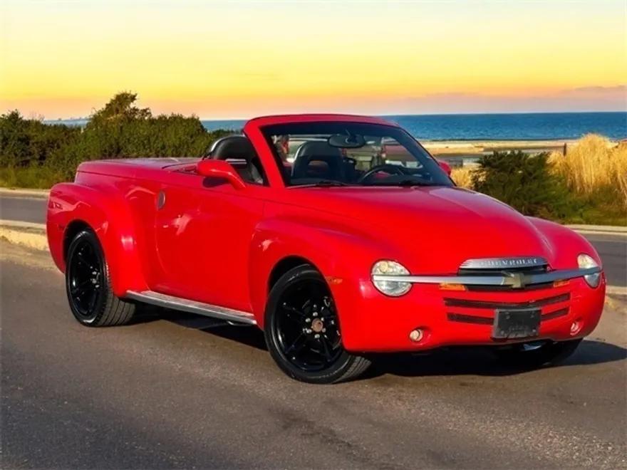 2003 Chevrolet SSR photo 1