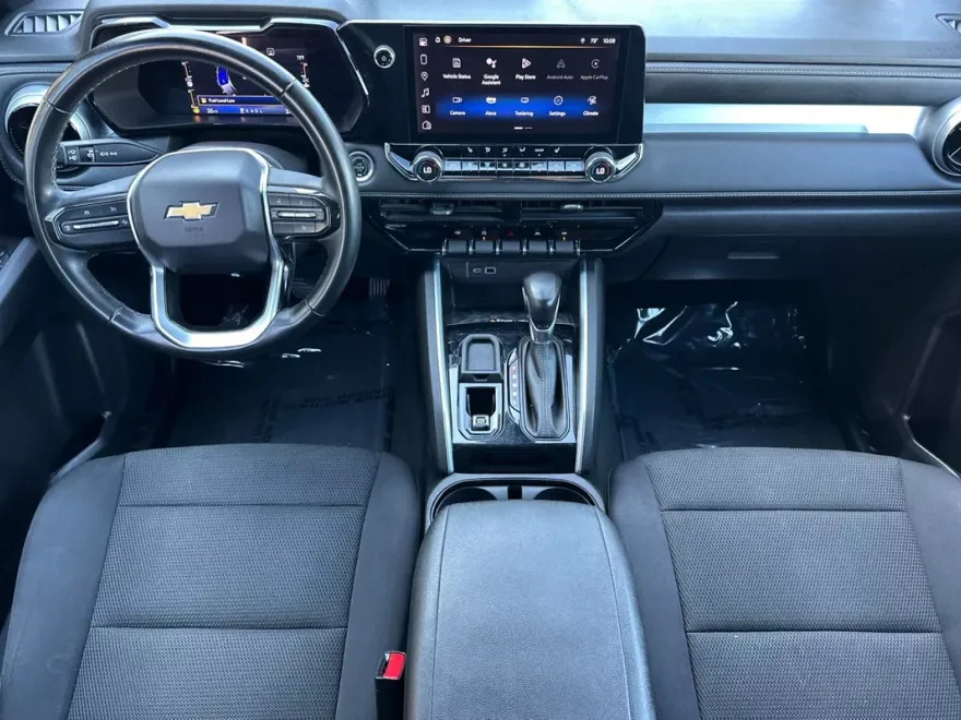 2023 Chevrolet Colorado LT photo 16