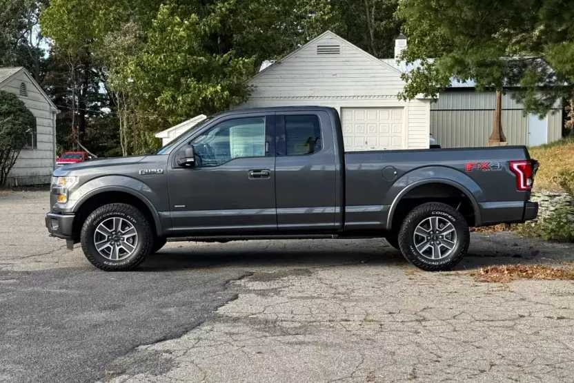 2015 Ford F-150 photo 1