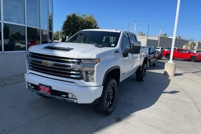 2022 Chevrolet Silverado 3500HD High Country photo 1