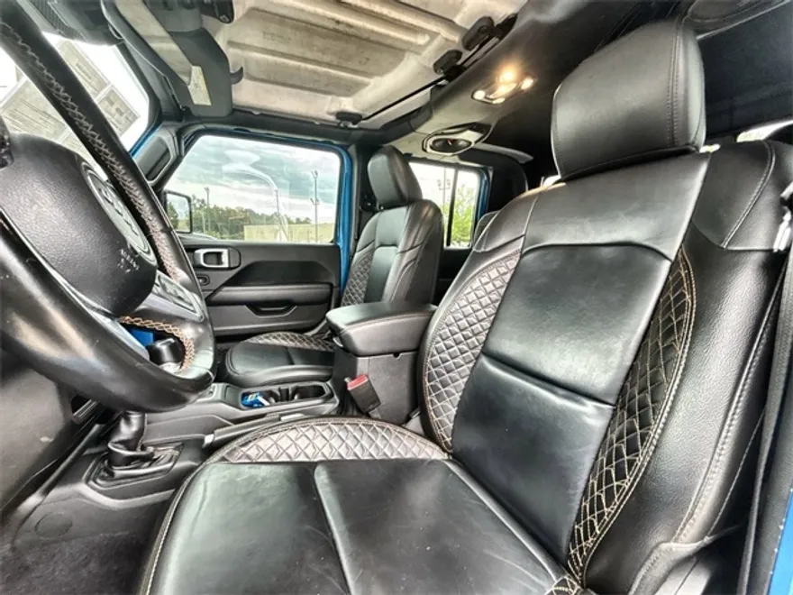 2022 Jeep Gladiator High Altitude photo 12