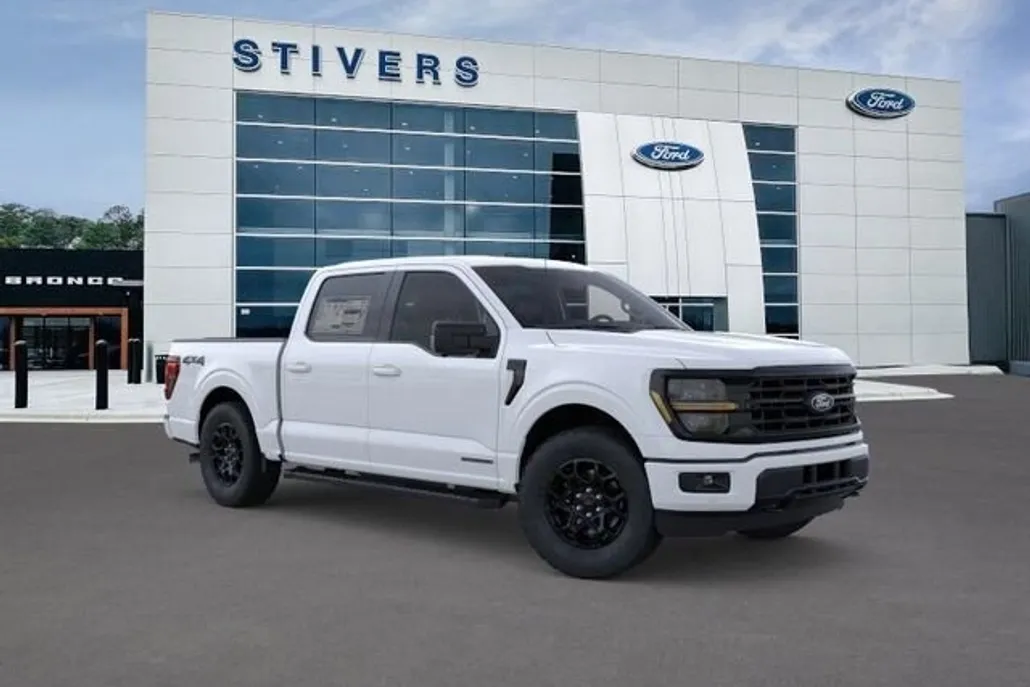 2025 Ford F-150 XLT photo 1