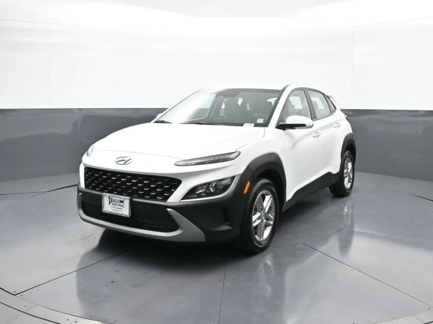 2023 Hyundai Kona SE photo 1