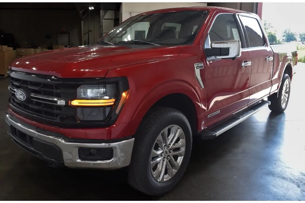 2025 Ford F-150 XLT photo 1