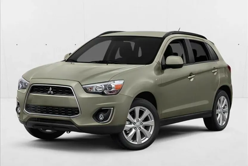 2014 Mitsubishi Outlander Sport ES photo 1