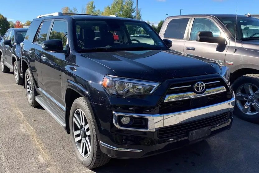 2020 Toyota 4Runner Limited photo 1