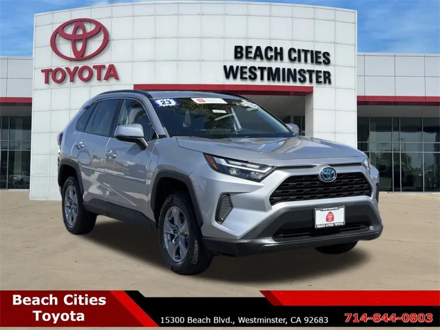 2023 Toyota RAV4 Hybrid LE photo 1