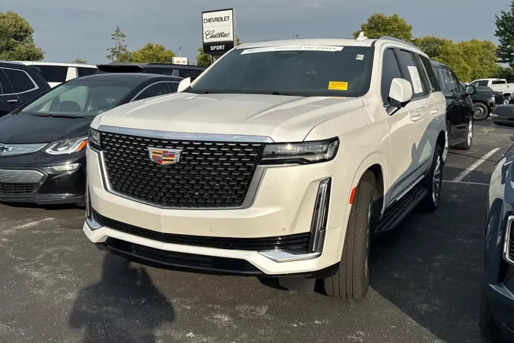 2024 Cadillac Escalade Premium Luxury photo 1