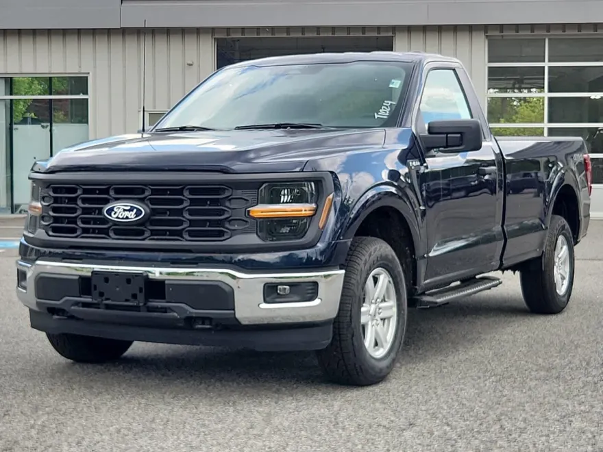 2025 Ford F-150 XL photo 1