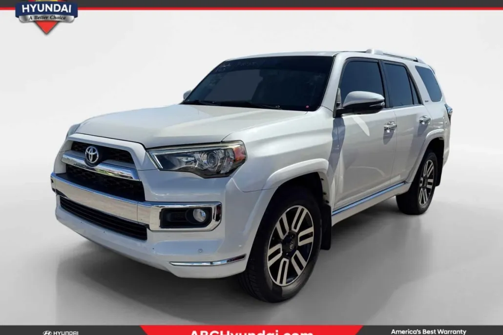 2016 Toyota 4Runner Limited photo 1