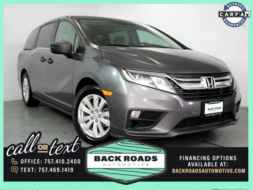 2018 Honda Odyssey LX photo 1