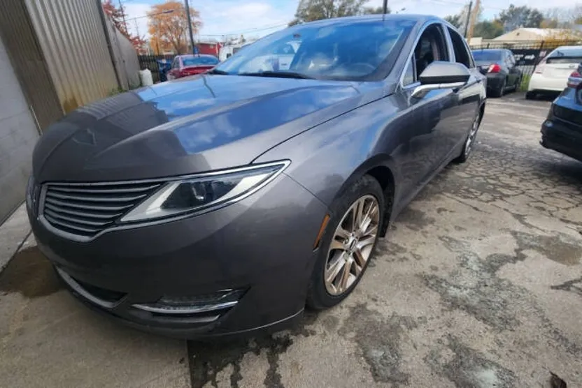 2014 Lincoln MKZ photo 1