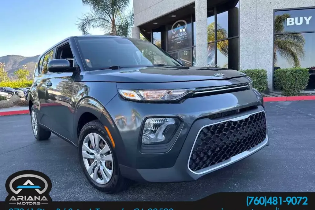 2021 Kia Soul LX photo 1
