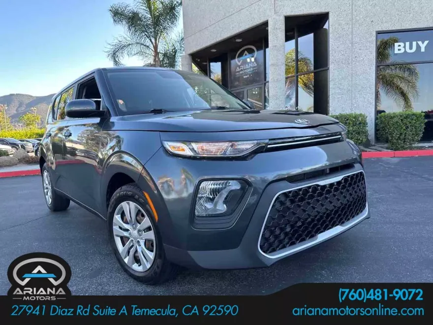 2021 Kia Soul LX photo 1