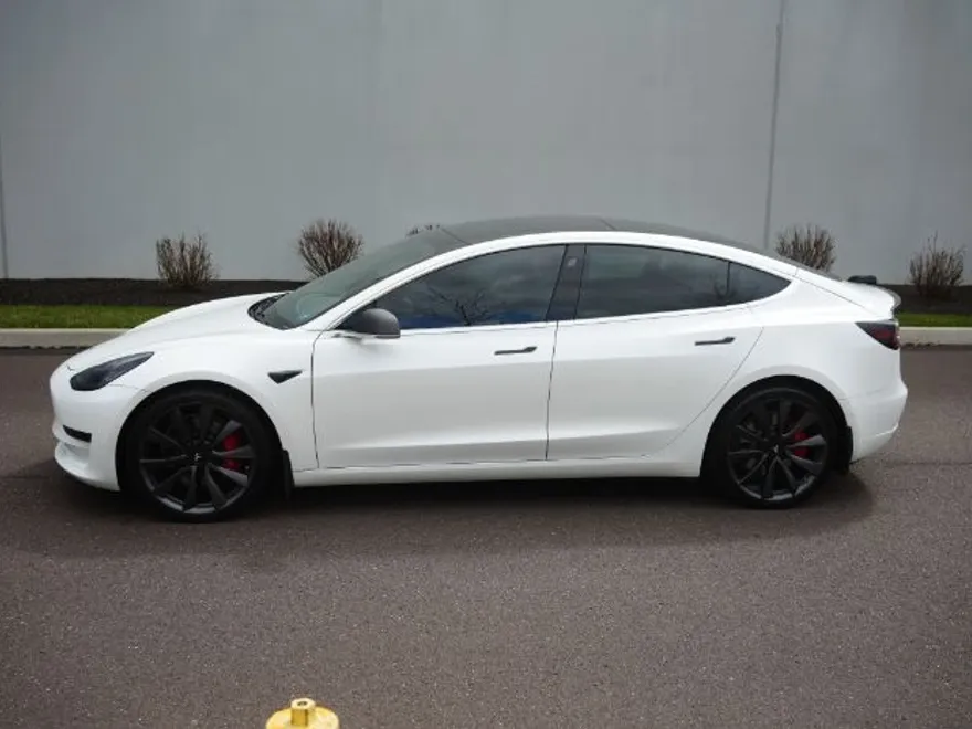 2020 Tesla Model 3 Performance photo 7