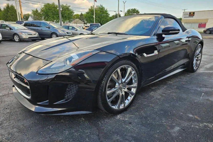 2014 Jaguar F-TYPE V8 S photo 1