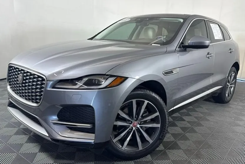 2022 Jaguar F-PACE P250 S photo 1