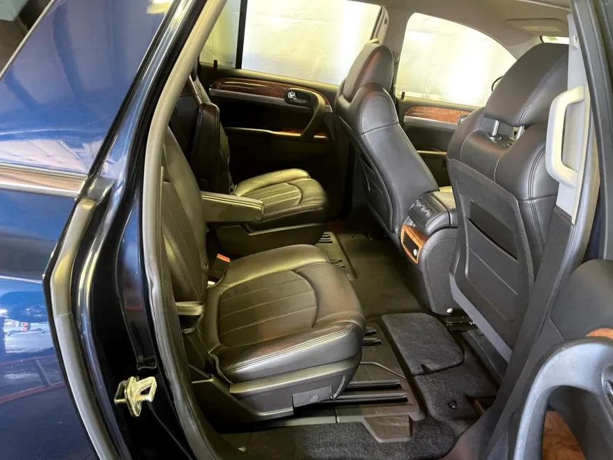 2009 Buick Enclave CXL photo 15