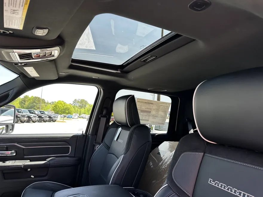2025 Ram 2500 Laramie photo 1
