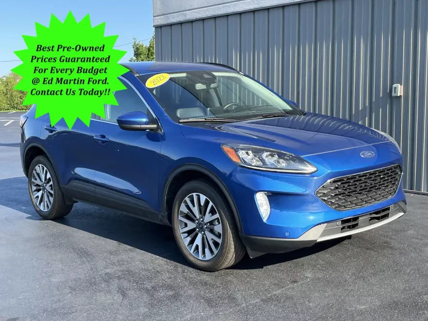 2022 Ford Escape Titanium photo 1