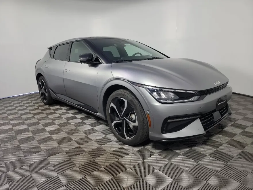 2024 Kia EV6 GT-Line photo 1