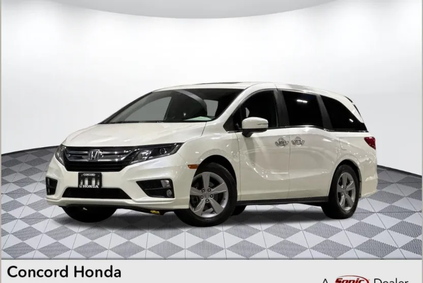 2019 Honda Odyssey EX-L photo 1