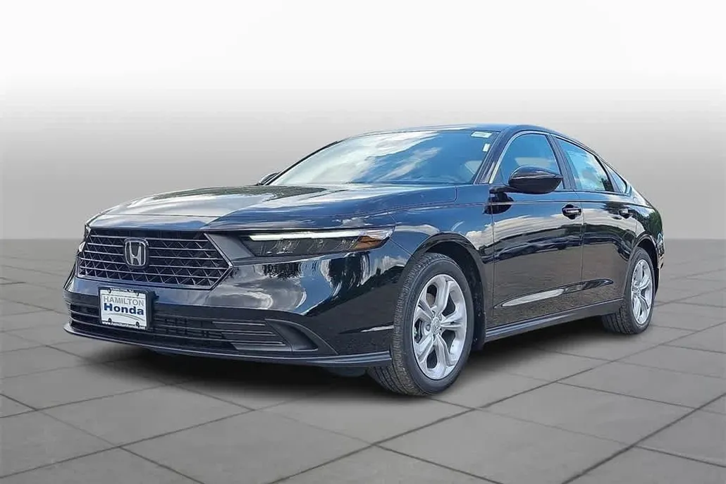 2025 Honda Accord 1.5T LX photo 1