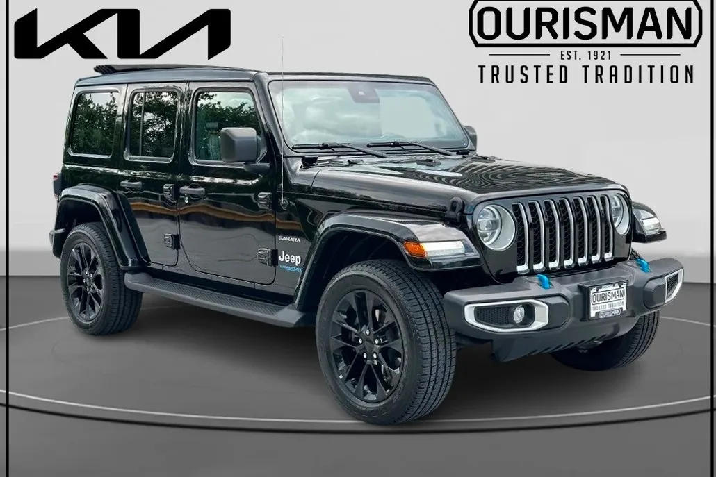 2022 Jeep Wrangler Unlimited 4xe Sahara photo 1