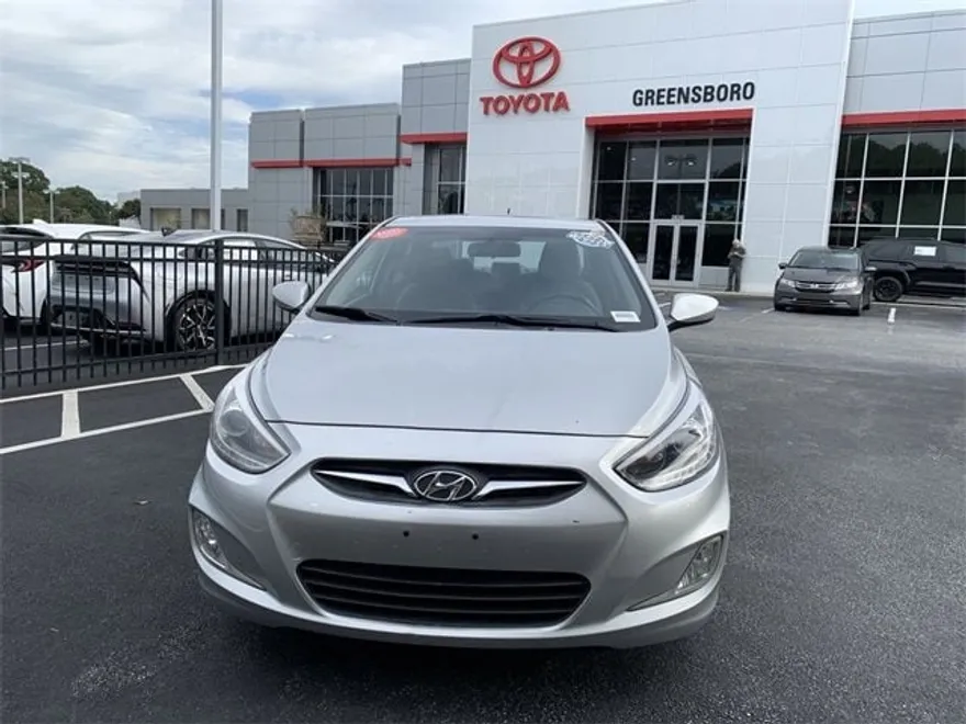 2014 Hyundai Accent GLS photo 1