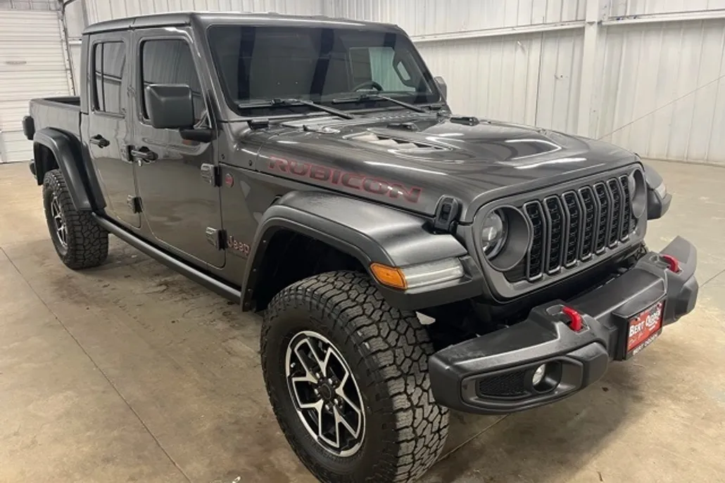 2024 Jeep Gladiator Rubicon photo 1