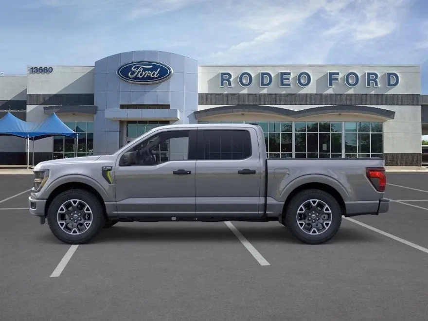 2025 Ford F-150 STX photo 1