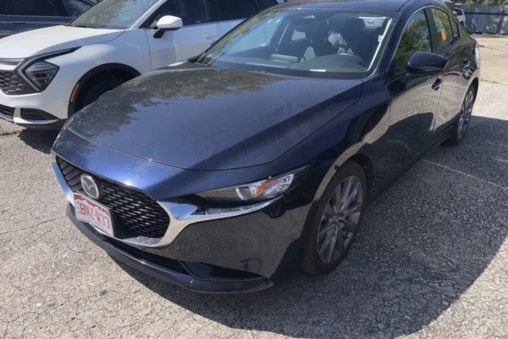 2025 Mazda Mazda3 2.5 s Preferred photo 1