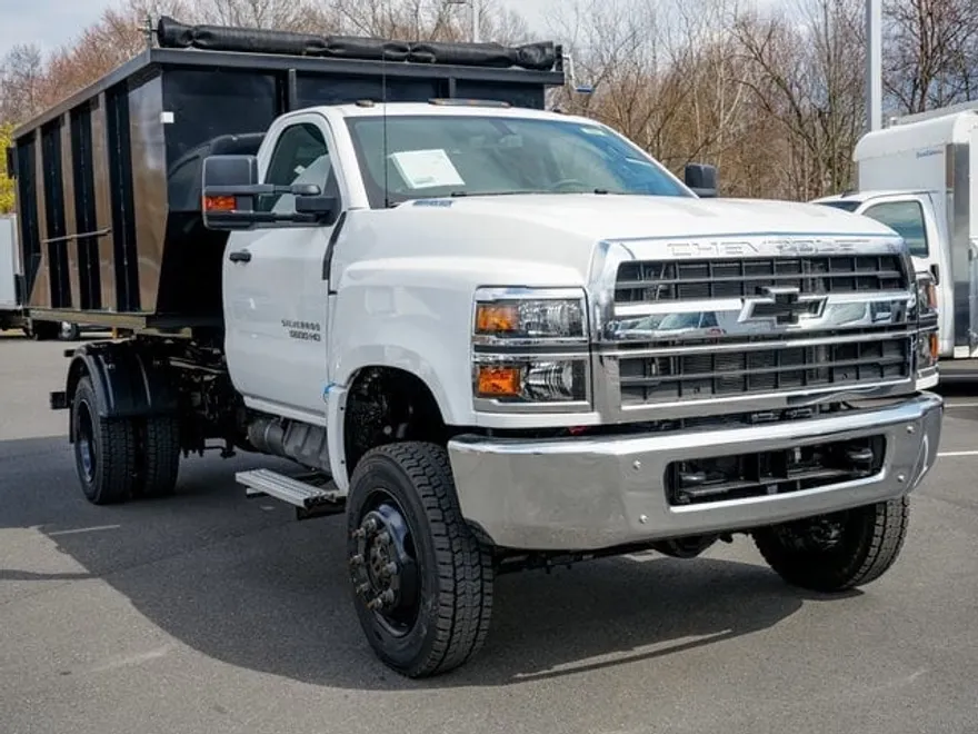 2024 Chevrolet Silverado 5500HD Work Truck photo 1