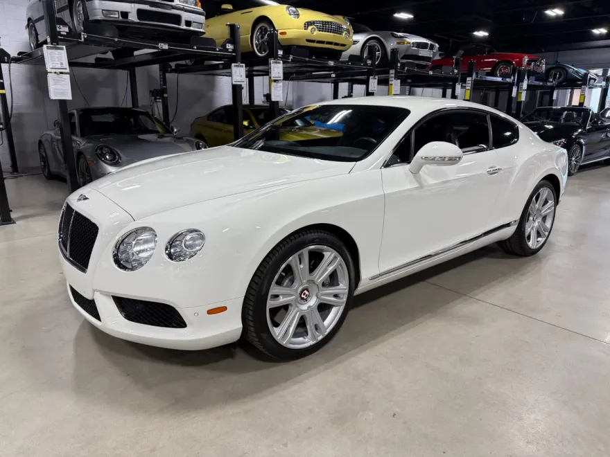 2013 Bentley Continental GT V8 photo 1