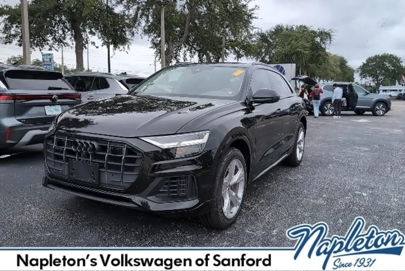 2022 Audi Q8 55 Premium Plus photo 1