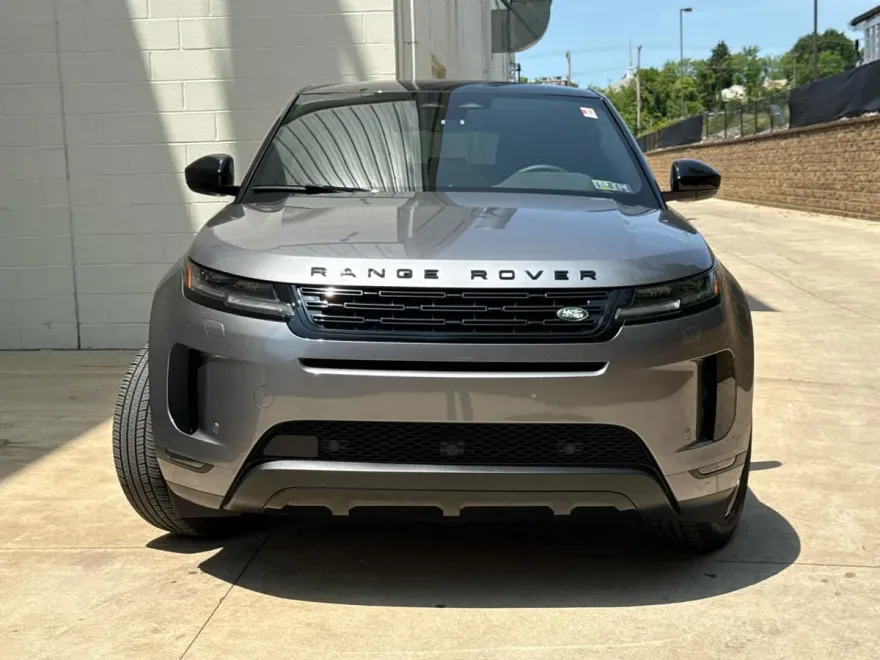 2024 Land Rover Range Rover Evoque S photo 1