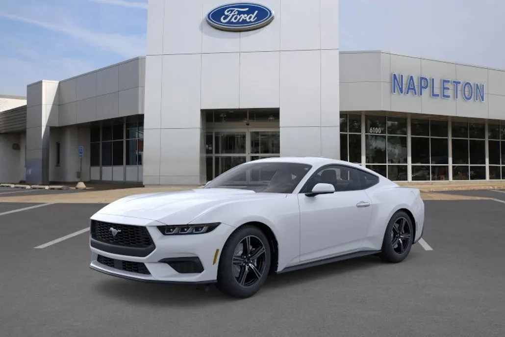 2025 Ford Mustang EcoBoost photo 1