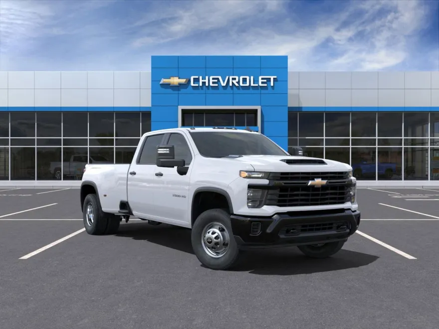 2024 Chevrolet Silverado 3500HD photo 1