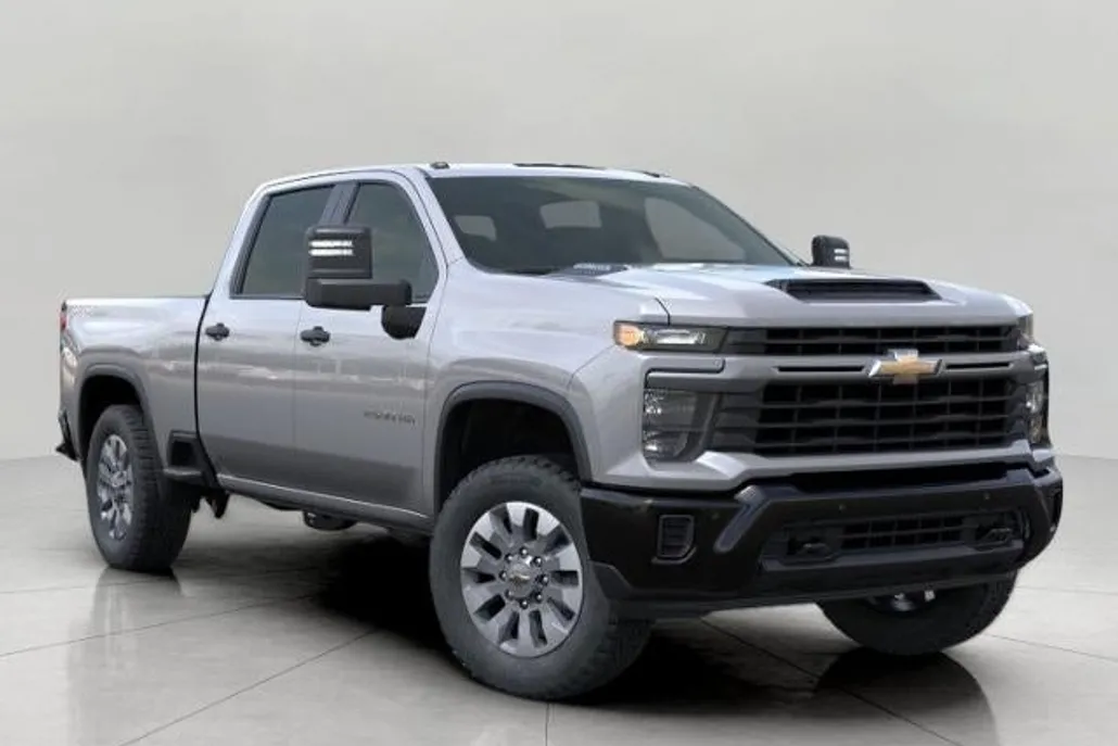 2026 Chevrolet Silverado 2500HD photo 1