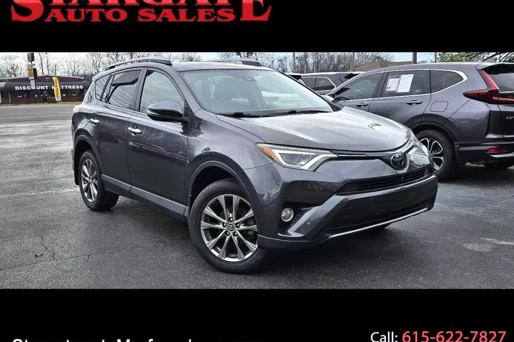2017 Toyota RAV4 Limited photo 1