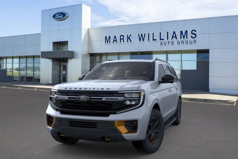 2025 Ford Expedition photo 1