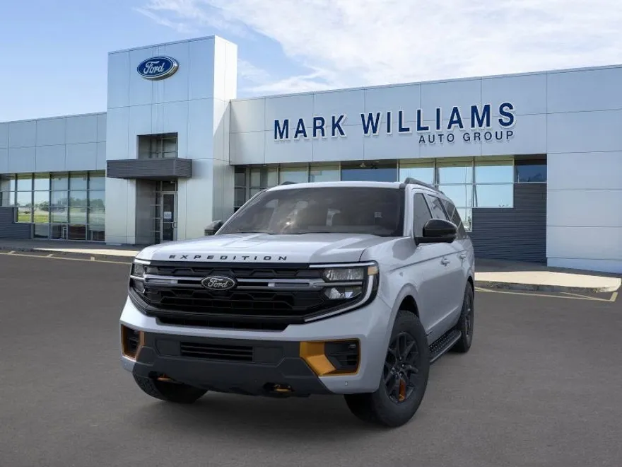 2025 Ford Expedition photo 1