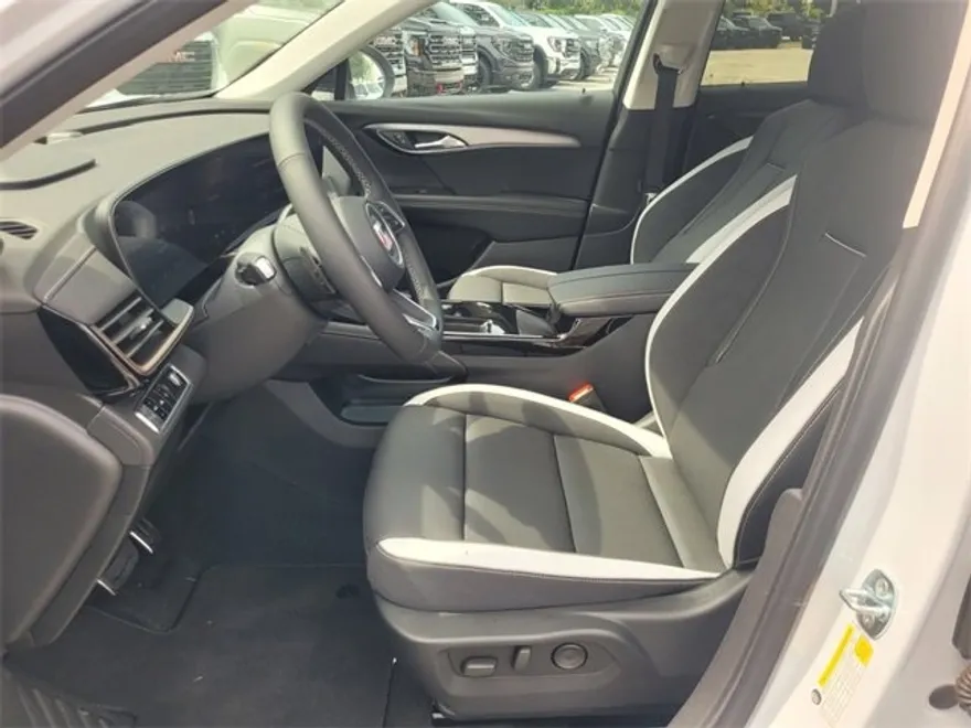 2025 Buick Envision Sport Touring photo 1