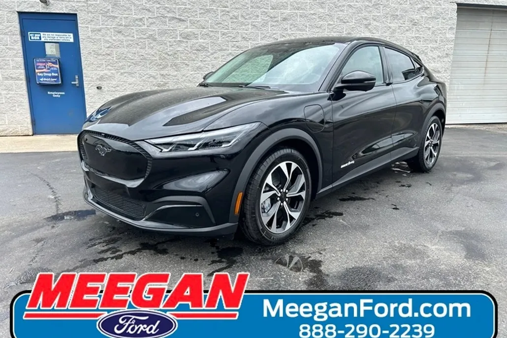 2025 Ford Mustang Mach-E Select photo 1