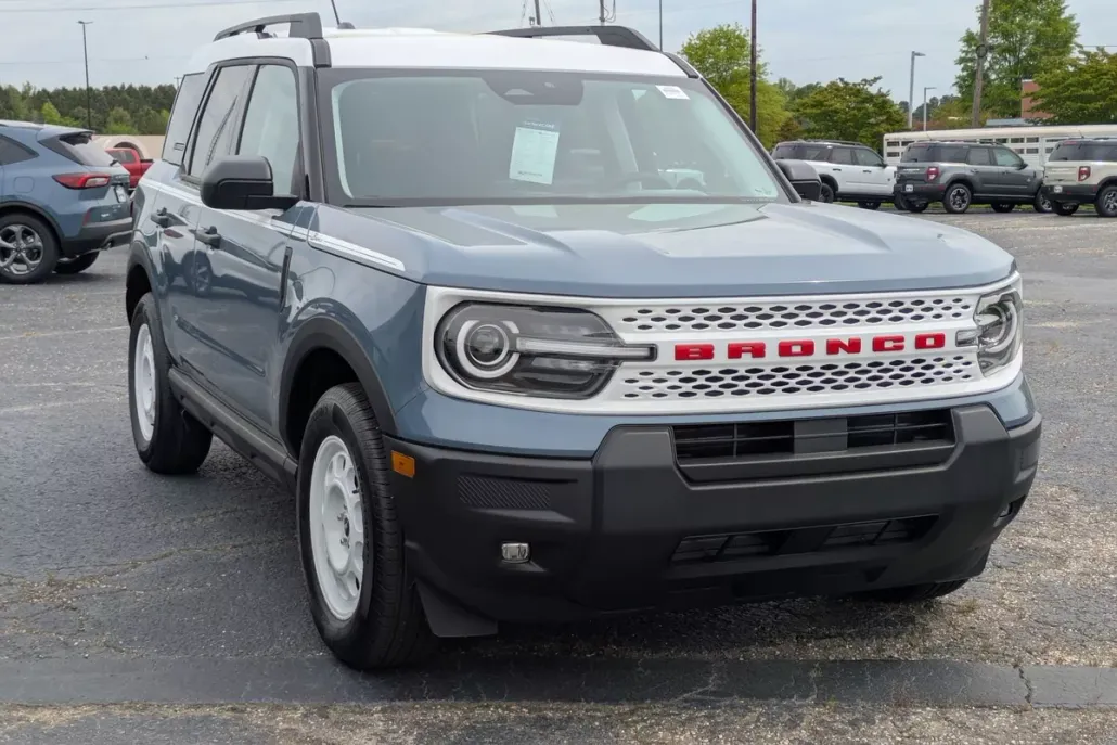 2025 Ford Bronco Sport Heritage photo 1